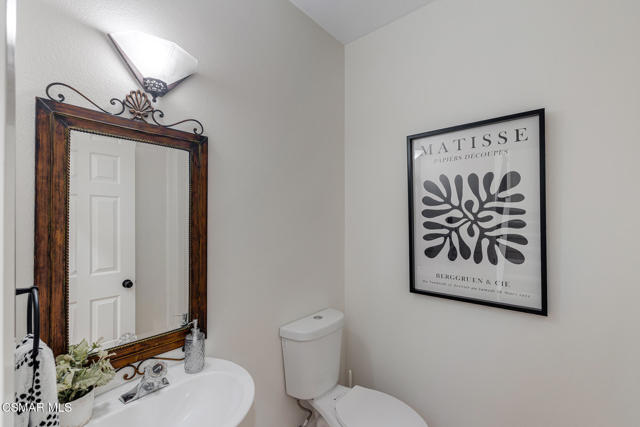 4153 Brookcrest Court, Moorpark CA: https://media.crmls.org/mediaz/a02b1851-110e-4ef7-a170-41c1f69af981.jpg