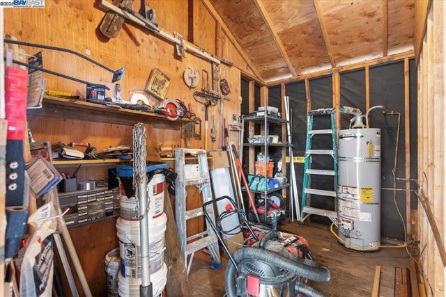 24753 Willimet Way, Hayward CA: https://media.crmls.org/mediaz/a02b418d-91de-45d3-a820-684dba3a3d50.jpg