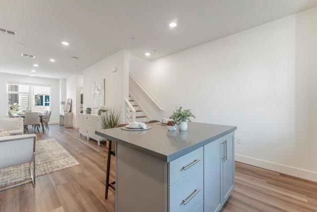 Image 17 of 34 For 975 41st Street 135