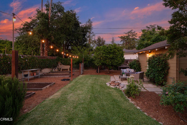 1036 N Chester Avenue, Pasadena CA: https://media.crmls.org/mediaz/a02c762f-c96c-43fd-a510-a724faaf30f8.jpg
