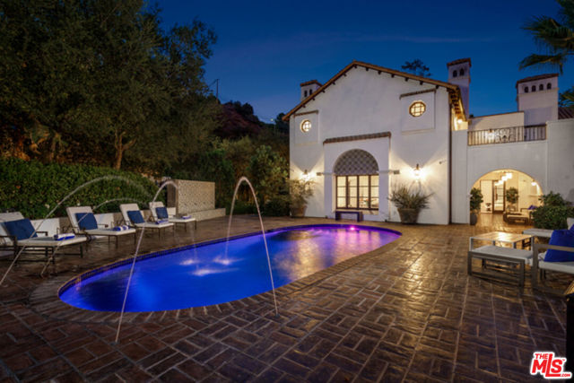 2819 Coldwater Canyon Drive photo 4