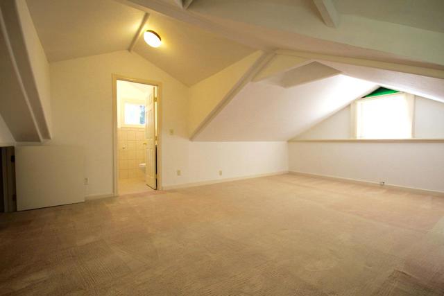 19 S Delaware Street, San Mateo CA: https://media.crmls.org/mediaz/a02daf28-8d8a-4fa7-9561-df70168676b7.jpg