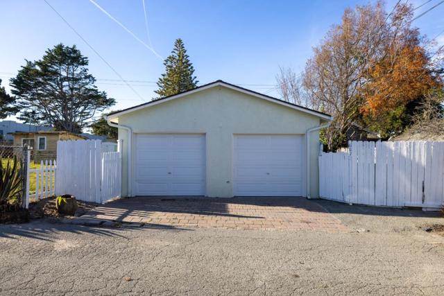 609 Congress Avenue, Pacific Grove CA: https://media.crmls.org/mediaz/a02e3b01-2867-451f-af30-f0b5bac859d6.jpg