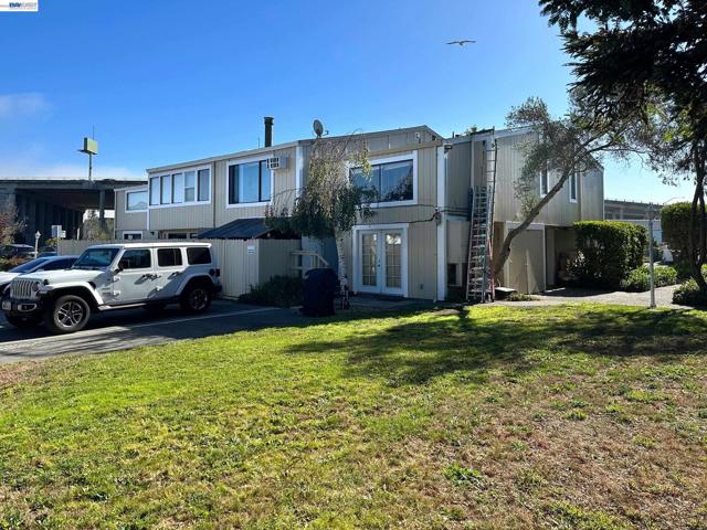 Image 17 of 26 For 150 Shoreline Hwy