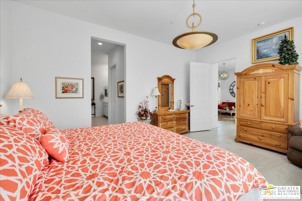 MLS #25597615PS image #11