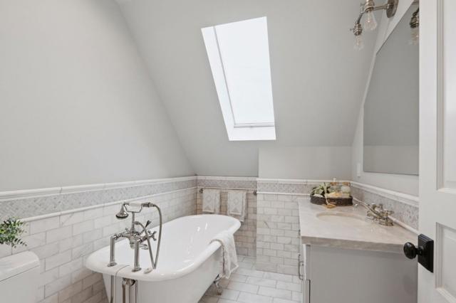 1085 Camino Ramon, San Jose CA: https://media.crmls.org/mediaz/a02f3e1a-a24c-480b-b8a4-e125f548444a.jpg