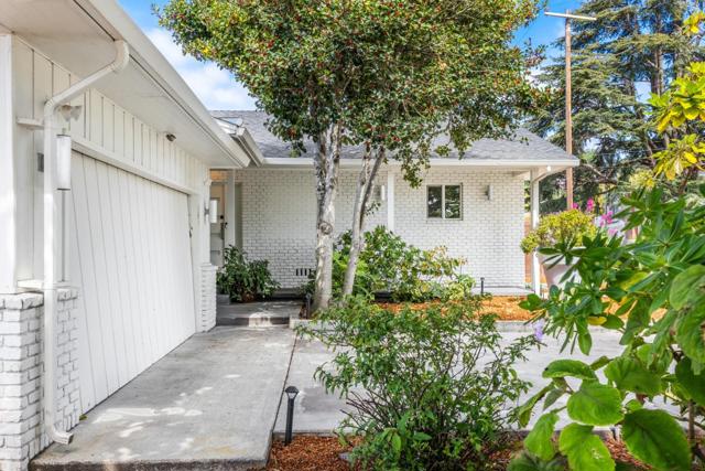 518 King Street, Santa Cruz CA: https://media.crmls.org/mediaz/a02fcb81-652d-469f-b902-497d32d4c7b1.jpg