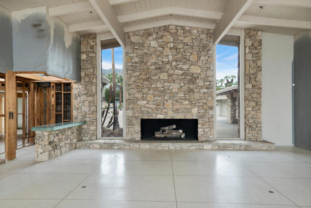 925 W Coronado Avenue, Palm Springs, CA 92262