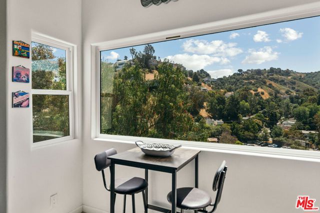 3646 Potosi Avenue, Studio City CA: https://media.crmls.org/mediaz/a0315195-a974-4d46-bc8e-afd008d08865.jpg