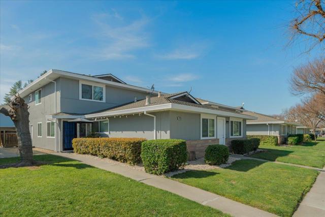 4735 Capay Drive, San Jose CA: https://media.crmls.org/mediaz/a03163f7-08c4-443c-bcd5-06779ca194c5.jpg