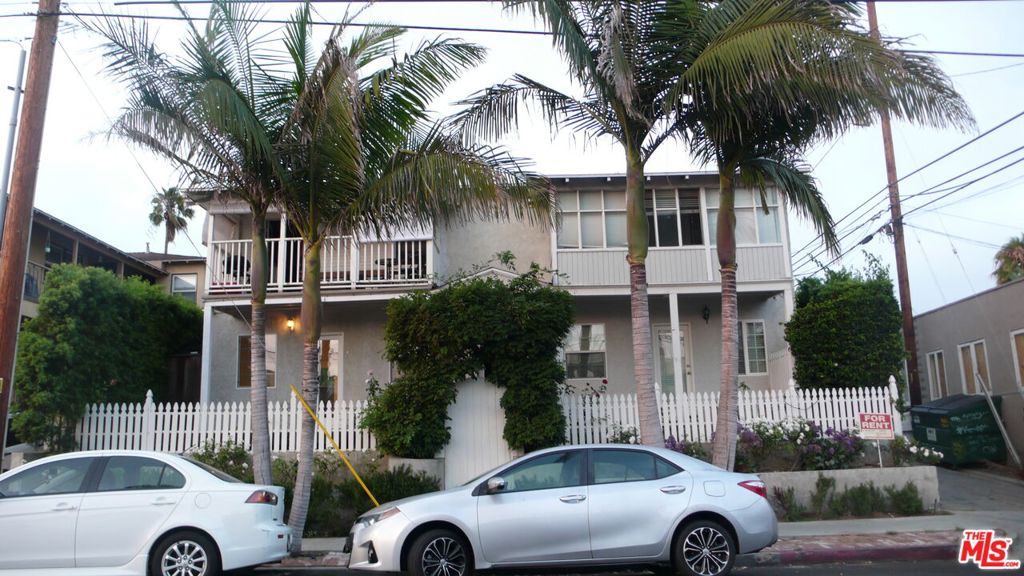 252 Hampton Drive #A