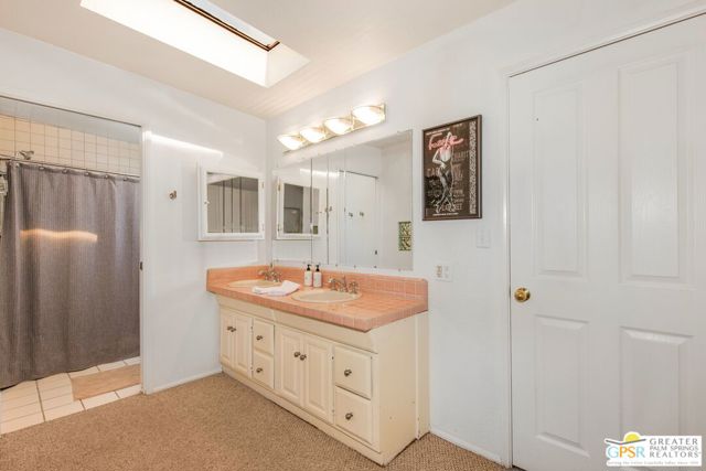 73940 Mountain View Avenue, Palm Desert CA: https://media.crmls.org/mediaz/a03272b2-f6a4-4330-9027-c71a1d122a49.jpg