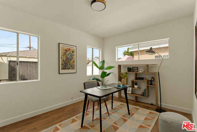523 Simmons Avenue photo 23