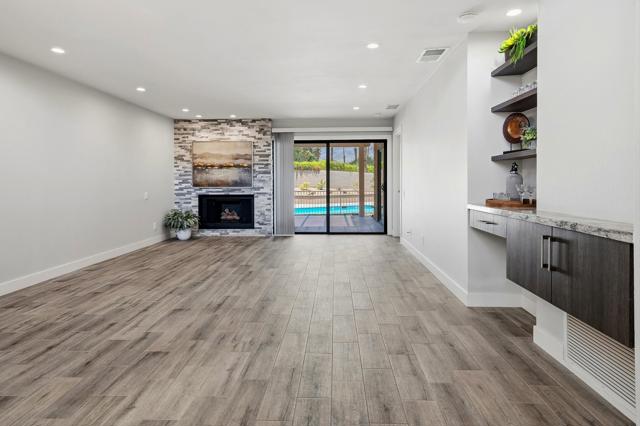 48963 Canyon Crest Lane, Palm Desert, CA 92260