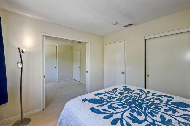 3625 Country Meadow Ln, Escondido CA: https://media.crmls.org/mediaz/a0348114-bc97-4e4f-9cbd-ecc60790ed55.jpg