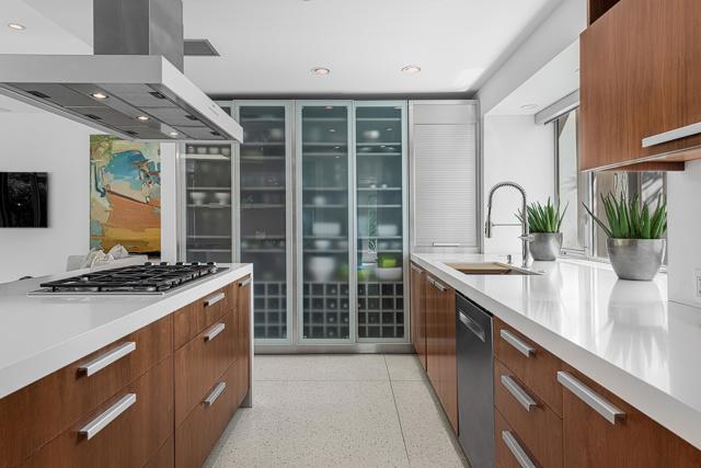 633 N Belardo Road, Palm Springs CA: https://media.crmls.org/mediaz/a0353078-0157-403c-baa9-714d148d4c2a.jpg