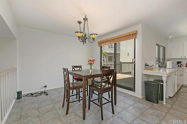 Detail Gallery Image 4 of 16 For 3272 via Alicante, La Jolla,  CA 92037 - 3 Beds | 2/1 Baths