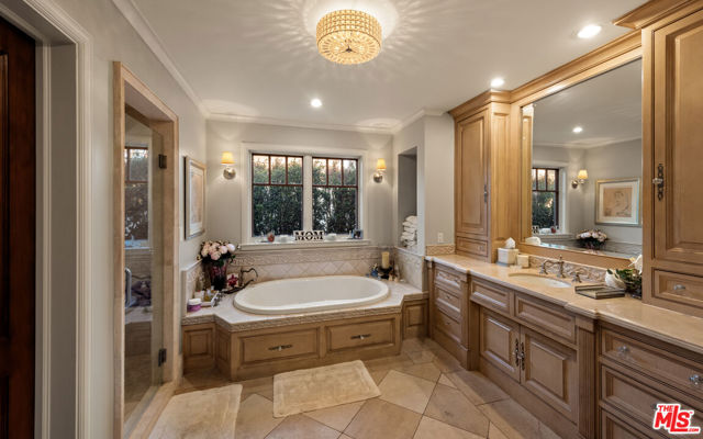 Image 15 of 21 For 1064 Amalfi Drive