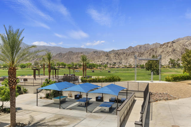 55459 Tanglewood, La Quinta CA: https://media.crmls.org/mediaz/a0371b92-82d1-4aa5-83be-b5e39a1beff7.jpg