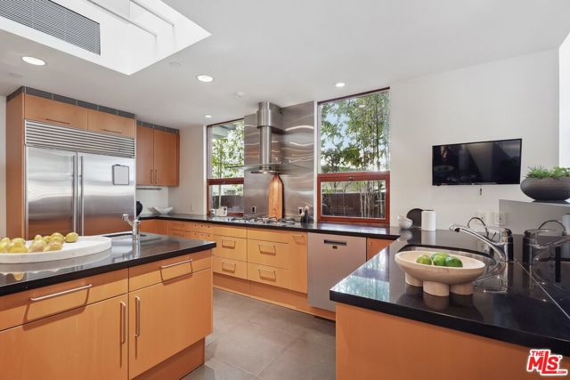 Drew Fenton | 2238 Stradella Road Los Angeles CA | MLS: 7146922