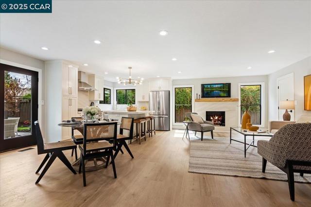 721 Sinnet Ct, Danville CA: https://media.crmls.org/mediaz/a038e973-a422-4ac3-85a0-d5bc275d44d5.jpg