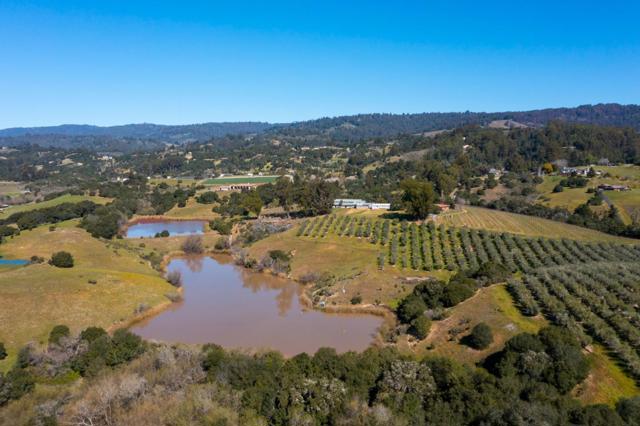 211 Smith Road, Watsonville CA: https://media.crmls.org/mediaz/a03960a8-9037-4b31-b4e7-96161e73d195.jpg
