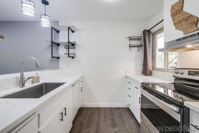 4110 Mount Alifan Pl, San Diego CA: https://media.crmls.org/mediaz/a03990bb-bd6f-4079-a167-420ac00d4347.jpg