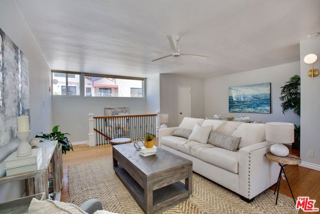 2233 4TH Street, 5 photo 2