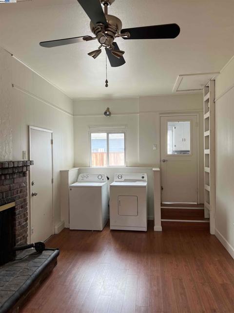 2140 W Avenue 134Th, San Leandro CA: https://media.crmls.org/mediaz/a03b16fb-0c49-43f0-8835-20f600ee41f9.jpg
