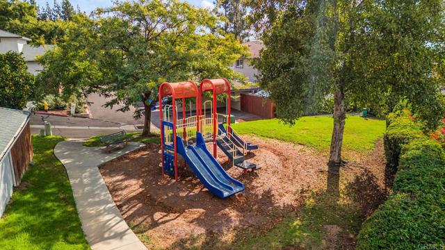 Detail Gallery Image 19 of 22 For 10658 King Phillip Ct., Santee,  CA 92071 - 3 Beds | 1/1 Baths