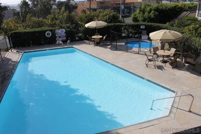 Details for 3893 California St  5, San Diego, CA 92110