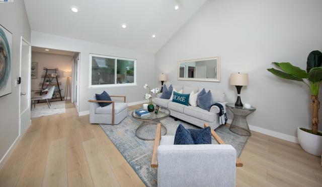 1392 Springview Ct., Concord CA: https://media.crmls.org/mediaz/a03cc4ba-5188-468a-b30f-205b08713324.jpg