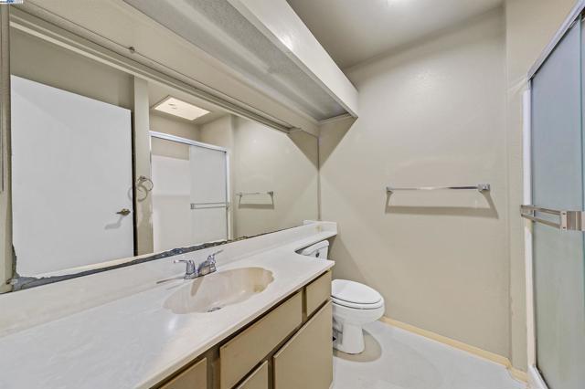 136 Hackamore Ln, Fremont CA: https://media.crmls.org/mediaz/a03d684c-42ce-46a4-8982-1d4c6c2f3a44.jpg