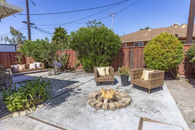 693 Madrone Avenue, Sunnyvale CA: https://media.crmls.org/mediaz/a03df831-a925-4db5-8a91-d450a3953e41.jpg