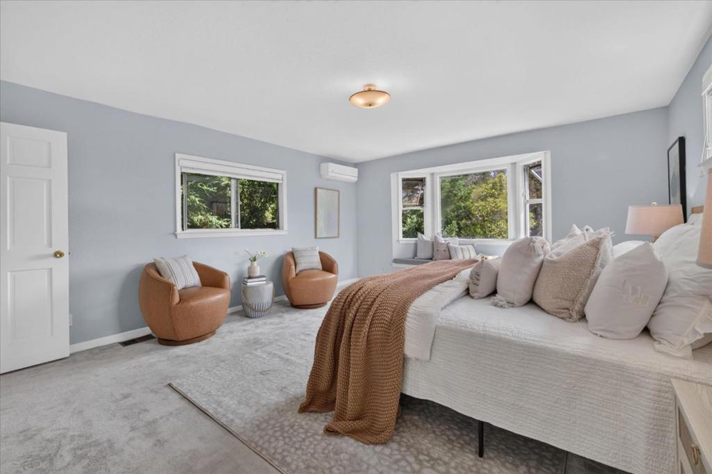 https://media.crmls.org/mediaz/a03f3828-88d1-4182-8b86-fcbd1a1174d6.jpg?preset=X-Large