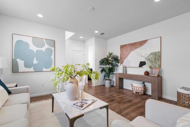 2632 Admiral Circle, Hayward CA: https://media.crmls.org/mediaz/a03f6951-ee2e-4b23-a0ba-aded3b3179d7.jpg