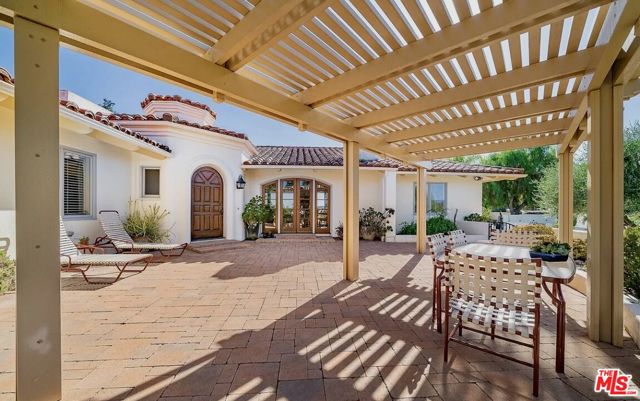 3044 Camino Cielo, Fallbrook CA: https://media.crmls.org/mediaz/a03f8860-037a-45ce-80f6-f891307e41f6.jpg