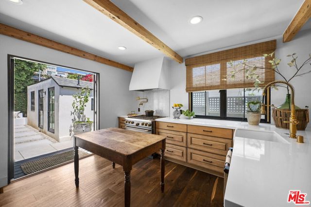 8961 Dicks Street, West Hollywood CA: https://media.crmls.org/mediaz/a03fc604-8eb8-4698-8abd-a37dd4553698.jpg