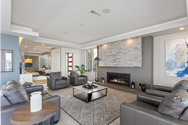 5 Spinnaker Way, Coronado CA: https://media.crmls.org/mediaz/a03ffa55-f684-440a-9f68-36e0c0e2e350.jpg