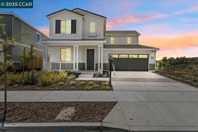 4207 Markovich Ct, Richmond CA: https://media.crmls.org/mediaz/a040a96a-791c-4da6-8367-9aa45a0d6b7e.jpg