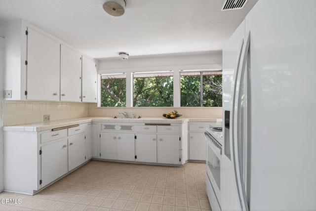 Detail Gallery Image 12 of 41 For 1550 Santa Paula St, Fillmore,  CA 93015 - 3 Beds | 1 Baths