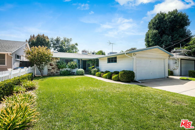 15536 Huston St, Encino, CA 91436