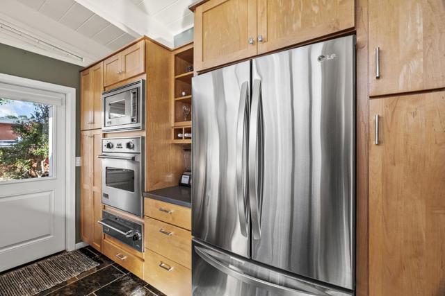 1256 Pacific Street, Monterey CA: https://media.crmls.org/mediaz/a041e918-d27a-4874-b2ad-6e14efdfb172.jpg