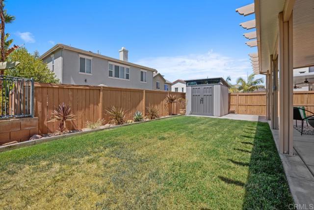 4016 Lake Shore Lane, Fallbrook CA: https://media.crmls.org/mediaz/a0427d19-4133-4545-babe-08ec3e8fa45f.jpg