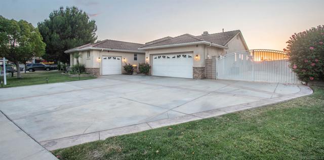 28371 Evening Star Dr, Menifee CA: https://media.crmls.org/mediaz/a042c266-45b7-4957-b0fa-e08e4bad6bb6.jpg