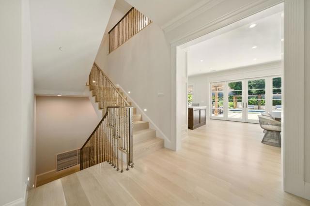 830 Bromfield Road, San Mateo CA: https://media.crmls.org/mediaz/a043bedd-f8fe-4e3c-87fa-1f440a739d57.jpg