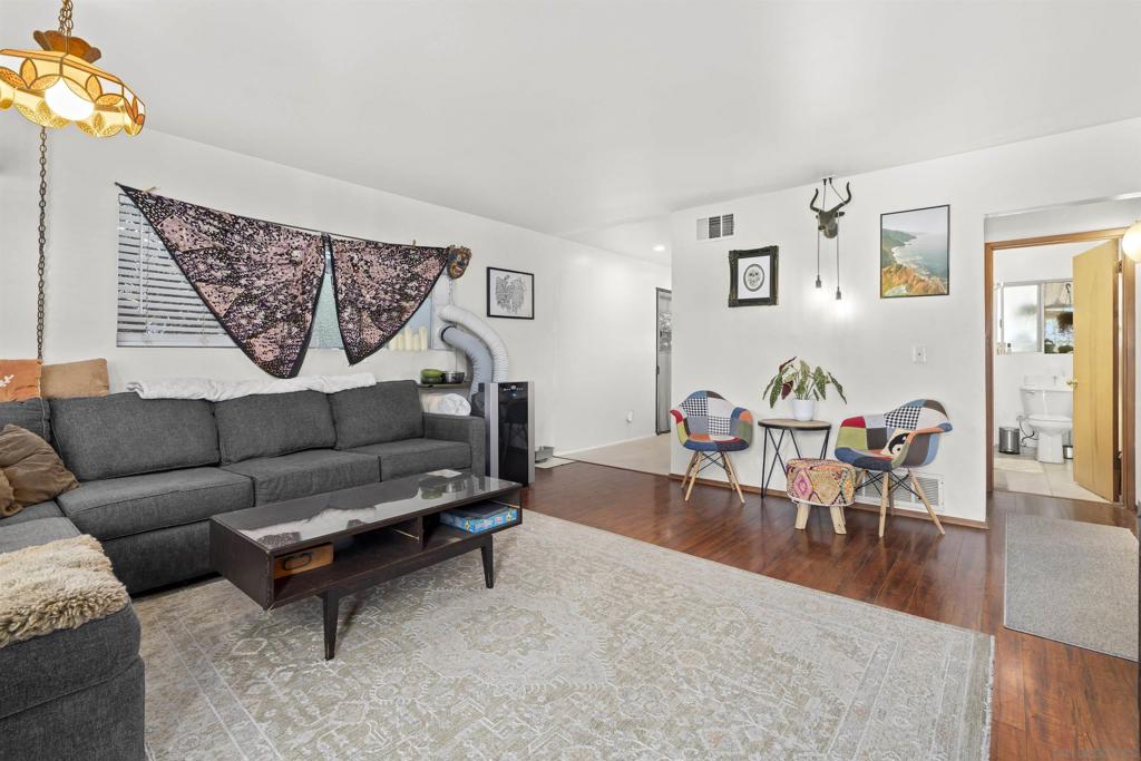 3327 41st St - photo 6
