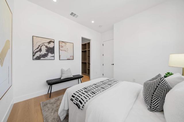 89 Centre Street, Mountain View CA: https://media.crmls.org/mediaz/a0441e2a-2d02-4849-818f-f16e4078d5f9.jpg