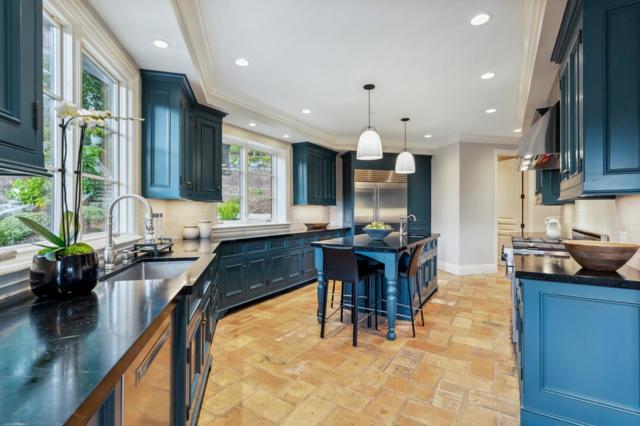 4 Buck Meadow Drive, Portola Valley CA: https://media.crmls.org/mediaz/a0446564-19b3-4db6-878d-3ef7949dbc35.jpg