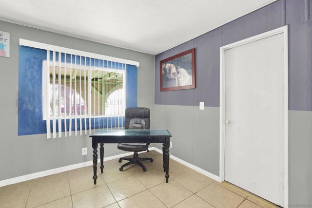30100 Valley Center Rd., Valley Center CA: https://media.crmls.org/mediaz/a044ebcd-470c-4e7a-a1dd-c439917ae171.jpg